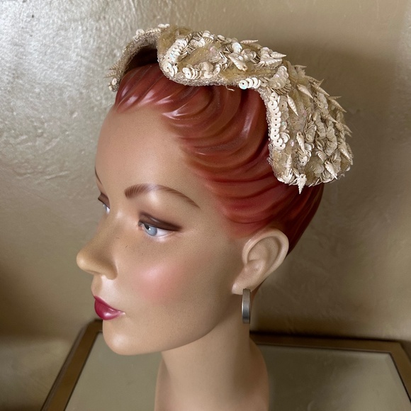 GLITZY 1950s\' IRIDESCENT BEADED COCKTAIL \
